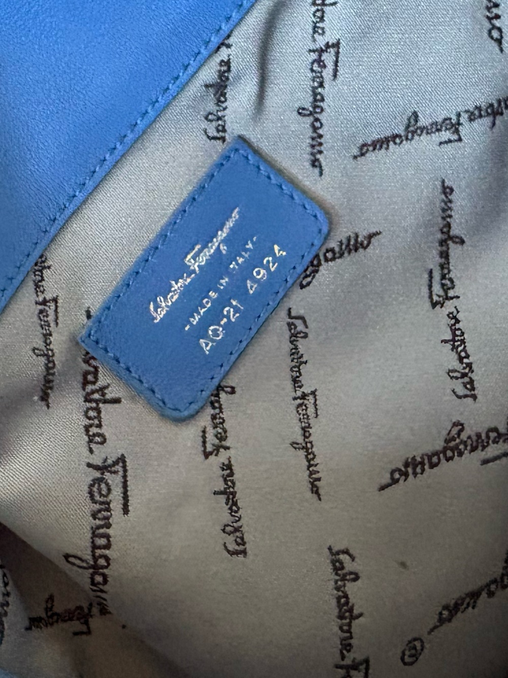 Salvatore Ferragamo Blue Leather Drawstring Shoulder Bag Y2K Slouch Italy - Picture 5 of 14